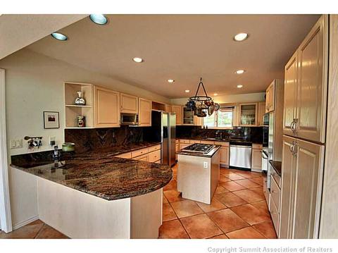 293 Hillside Dr, Silverthorne, CO 80498 photo 9