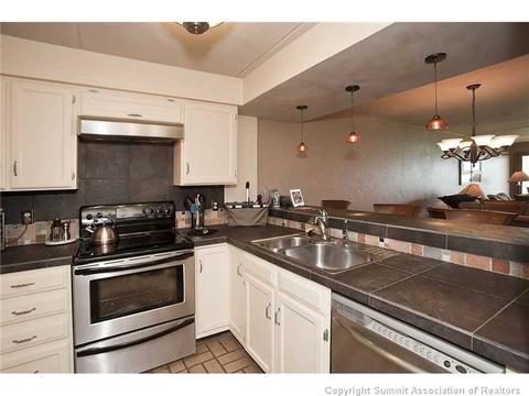 413 La Bonte St #202, Dillon, CO 80435 photo 6