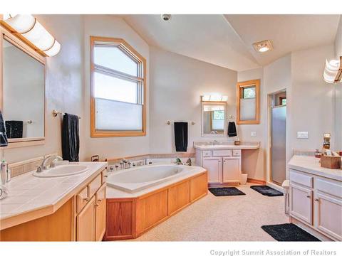 1704 Red Hawk Rd, Silverthorne, CO 80498 photo 10