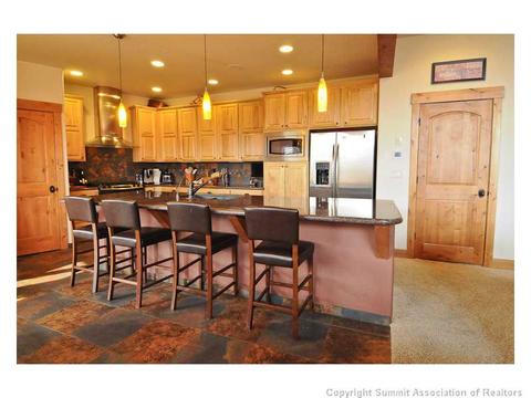 94 Snow Peak Ct, Dillon, CO 80435 photo 8