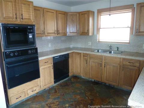 887 Idlewild Dr, Dillon, CO 80435 photo 2