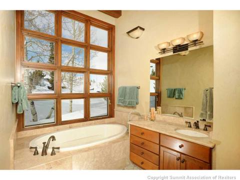 685 Emerald Rd, Silverthorne, CO 80498 photo 12