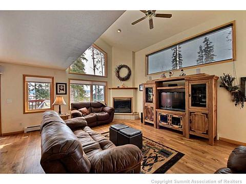 103 Bashore Ct, Silverthorne, CO 80498 photo 2
