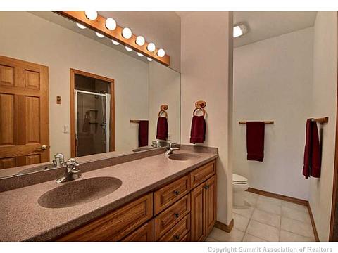 133 Solomons Ln, Silverthorne, CO 80498 photo 17