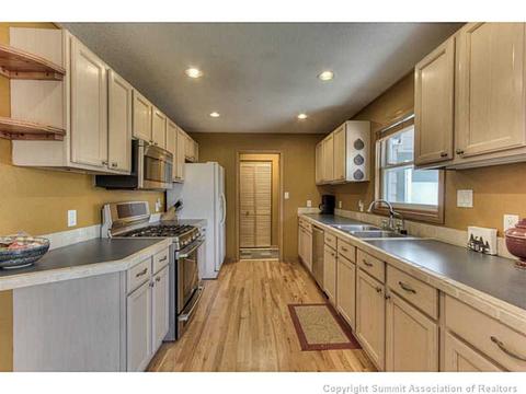 600 Piney Acres Cir, Dillon, CO 80435 photo 2