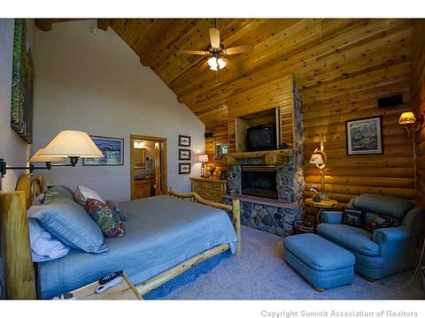 311 Red Hawk Cir, Silverthorne, CO 80498 photo 11