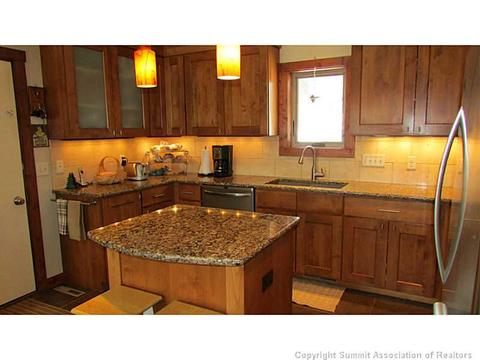 665 Tanglewood Ln, Silverthorne, CO 80498 photo 1