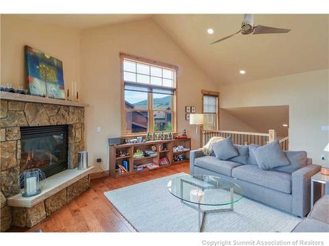 21 Spinner Pl, Silverthorne, CO 80498 photo 2