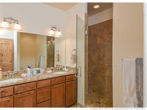 21 Spinner Pl, Silverthorne, CO 80498 photo 12