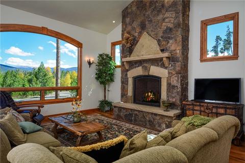 1124 Emerald Rd, Silverthorne, CO 80498 photo 2