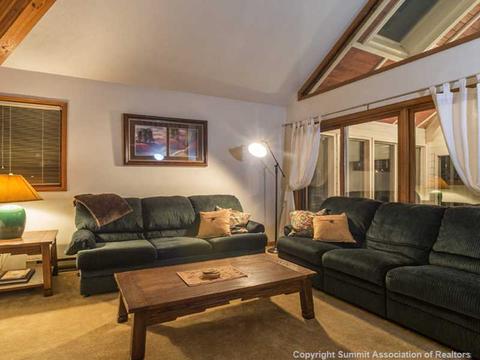 105 Honeysuckle Ct, Dillon, CO 80435 photo 5