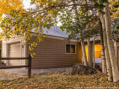 105 Honeysuckle Ct, Dillon, CO 80435 photo 2
