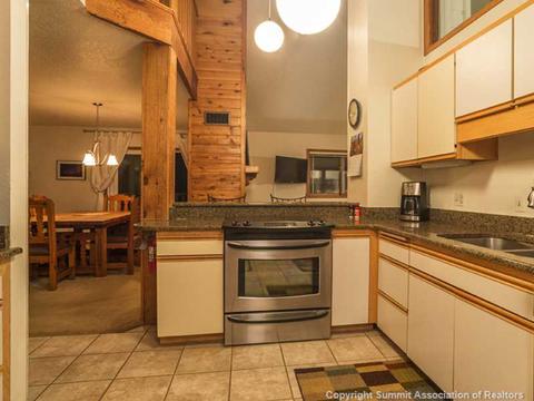 105 Honeysuckle Ct, Dillon, CO 80435 photo 6