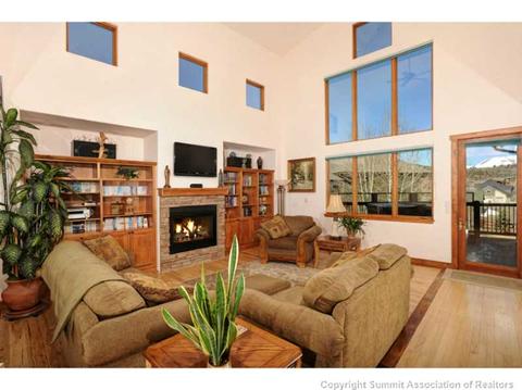 38 Shane Ct, Dillon, CO 80435 photo 2