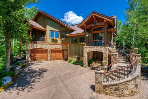 687 Meadowbrook Cir, Steamboat Springs, CO 80487