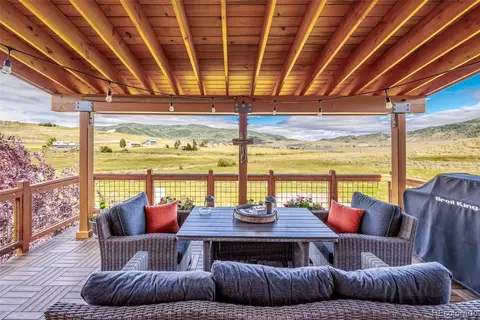 23740 Sagebrush Cir, Oak Creek, CO 80467