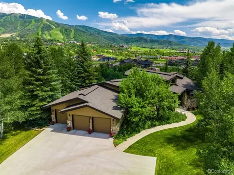 805 Anglers Ct, Steamboat Springs, CO 80487
