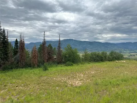 30880 Chickadee Ln, Steamboat Springs, CO 80487