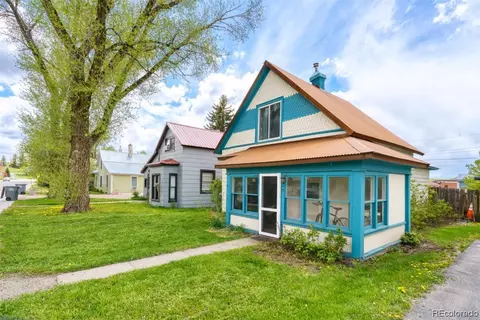 125 S Poplar St, Hayden, CO 81639