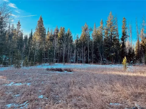 33225 Filly Trl, Oak Creek, CO 80467