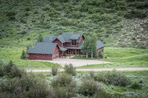 32055 Mack Lane Ln, Oak Creek, CO 80467