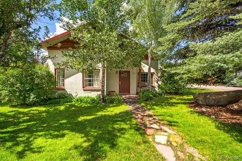 204 Missouri Ave, Steamboat Springs, CO 80487