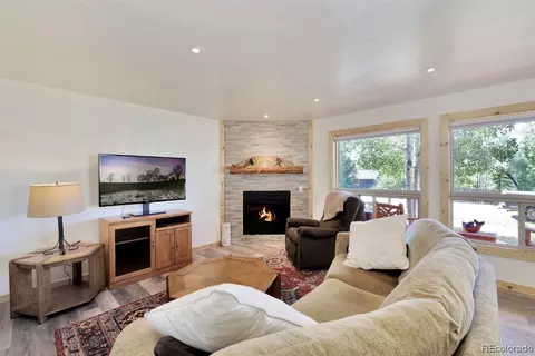 27320 Moonlight Way, Steamboat Springs, CO 80487