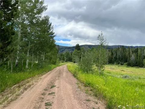 10 Hoch Eye Way, Oak Creek, CO 80467