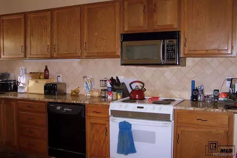 21584 Third Ave, Phippsburg, CO 80469 photo 4