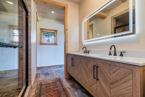 Bath - 55 Dylan Ct, Dillon, CO 80435 photo 1 of 5