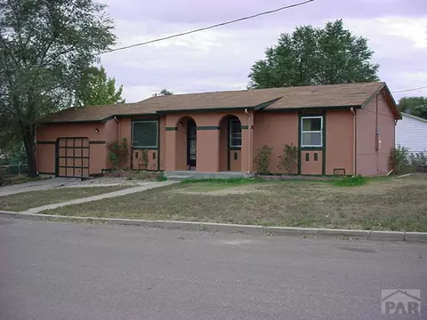 806 E 4th St, La Junta, CO 81050 photo 1