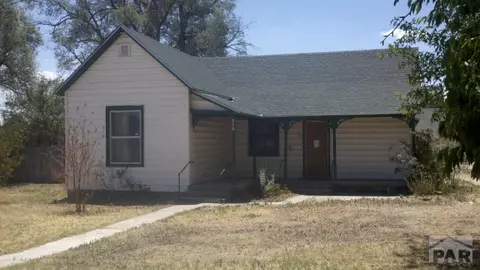 520 E 6th St, La Junta, CO 81050 photo 1