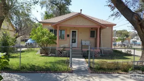 512 E 4th St, La Junta, CO 81050 photo 1
