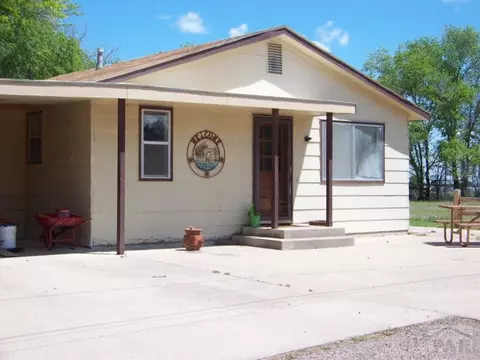 709 E Chestnut St, Lamar, CO 81052 photo 1