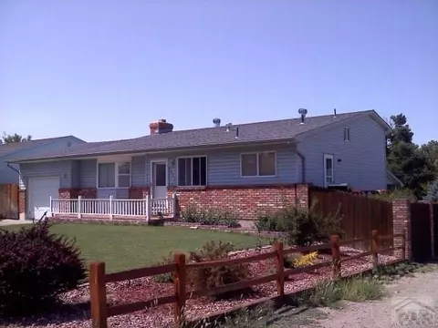 1612 Cimarron Ave, La Junta, CO 81050 photo 1