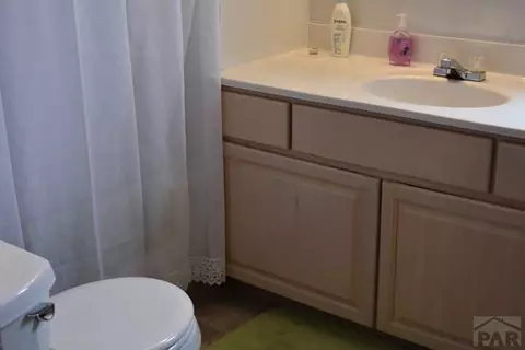 2103 Hellbeck Dr, Pueblo, CO 81005 photo 6
