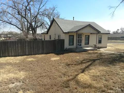 1921 Carson Ave, La Junta, CO 81050 photo 2