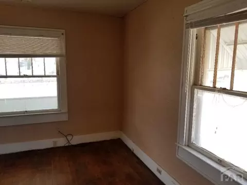 503 E 10th St, La Junta, CO 81050 photo 8