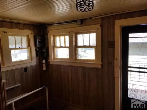 503 E 10th St, La Junta, CO 81050 photo 6