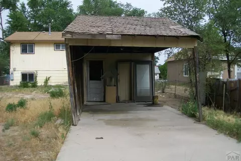 414 Bradish Ave, La Junta, CO 81050 photo 3
