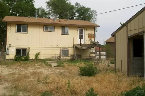 414 Bradish Ave, La Junta, CO 81050 photo 2