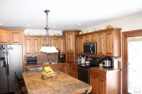 10538 Hunter Rd, Rye, CO 81069 photo 9