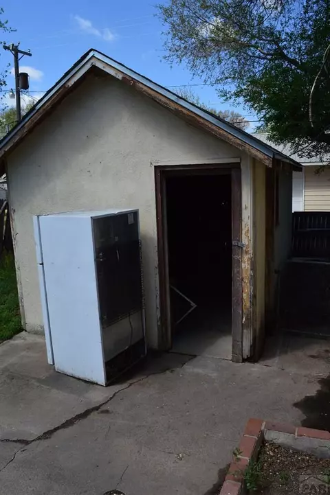 406 Elm, Lamar, CO 81052 photo 4