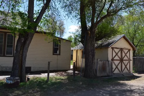 406 Elm, Lamar, CO 81052 photo 2