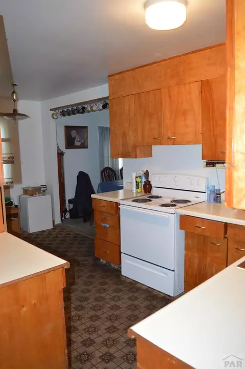 402 Oak Dr, Lamar, CO 81052 photo 5