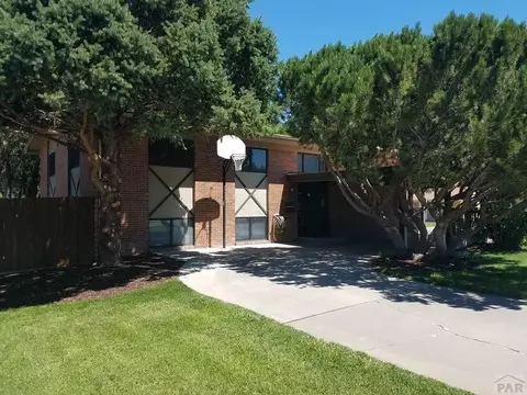 2425 Johnston Dr, La Junta, CO 81050 photo 4