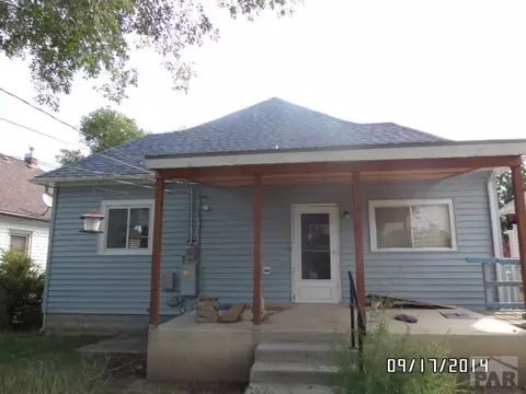 904 Cimarron Ave, La Junta, CO 81050 photo 2