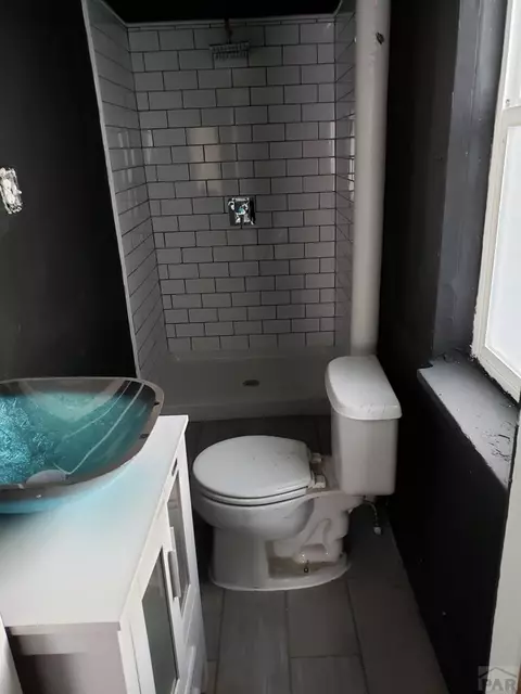 502 E 4th St, La Junta, CO 81050 photo 8