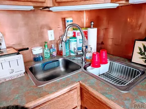 512 E 8th St, La Junta, CO 81050 photo 5