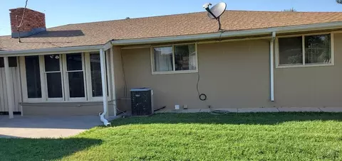 39 Circle Dr, La Junta, CO 81050 photo 2